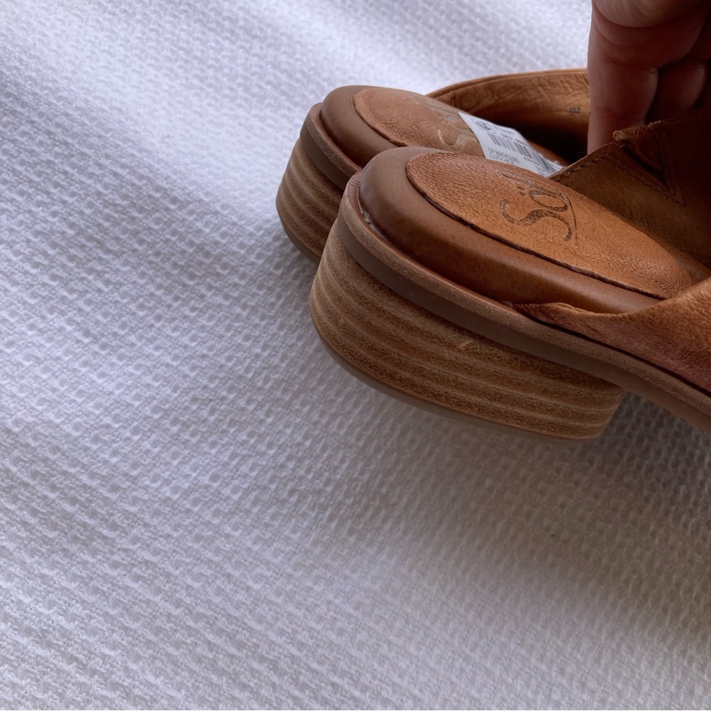Sofft Tan Leather Slide Sandals SIZE:8 - Picture 8 of 11